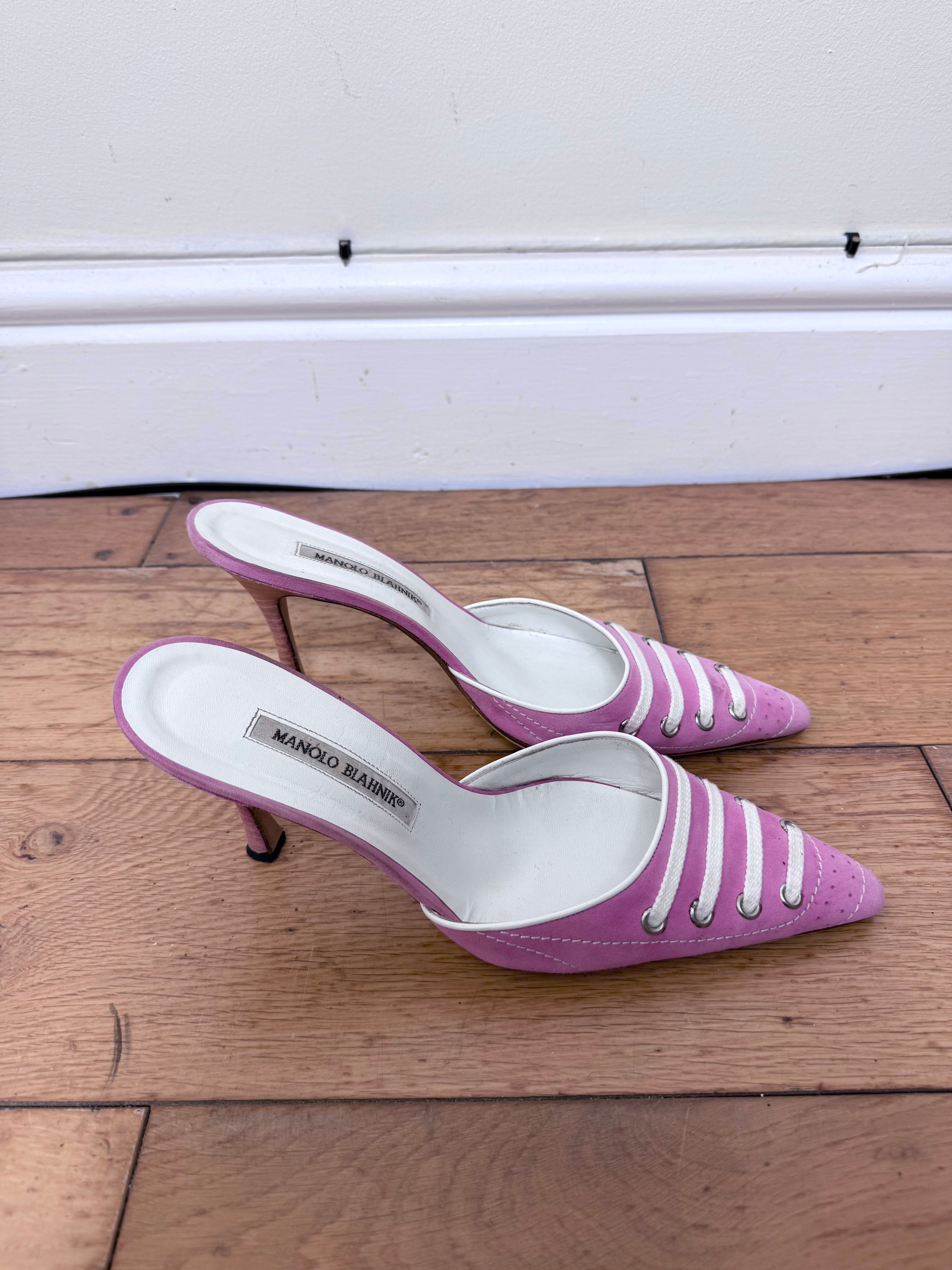 Manolo Blahnik Vintage Pink Sneaklo Kitten Heels