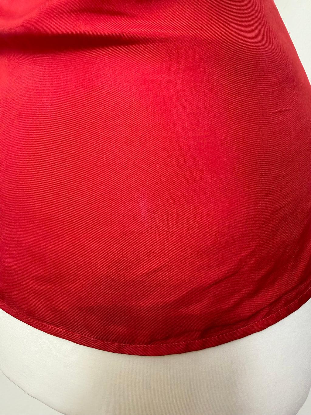 Dsqaured2 2000's Red Halter-neck Backless Satin Top