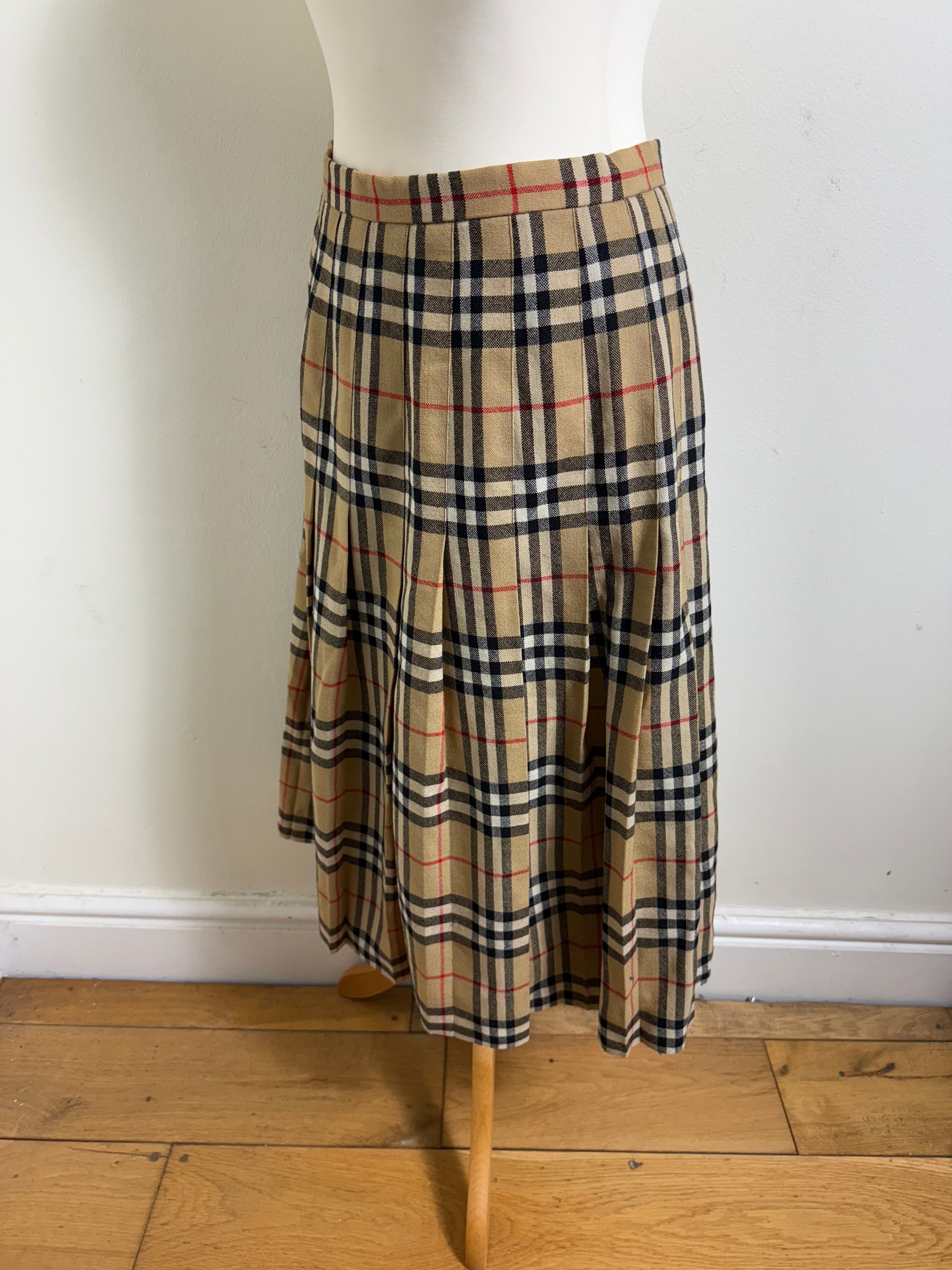 Burberry 100% Wool Vintage Check Skirt