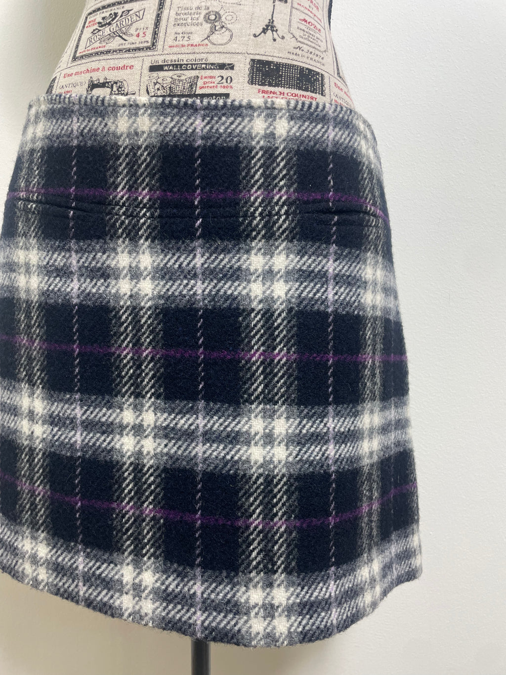 Burberry Checkered Navy Wool Mini Skirt