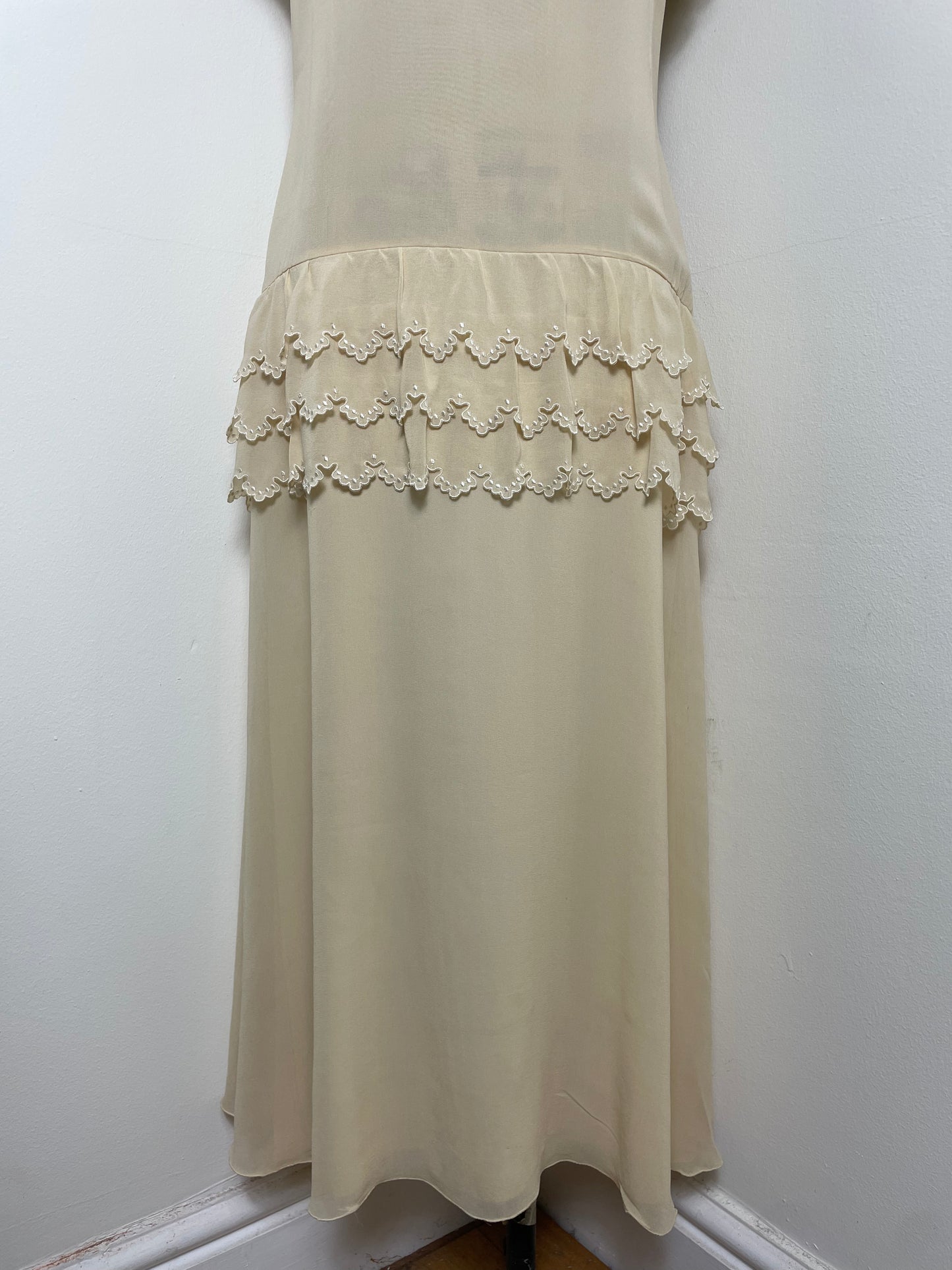 Chloé Spring 1981 Custard Silk Ruffle Dress by Karl Lagerfeld
