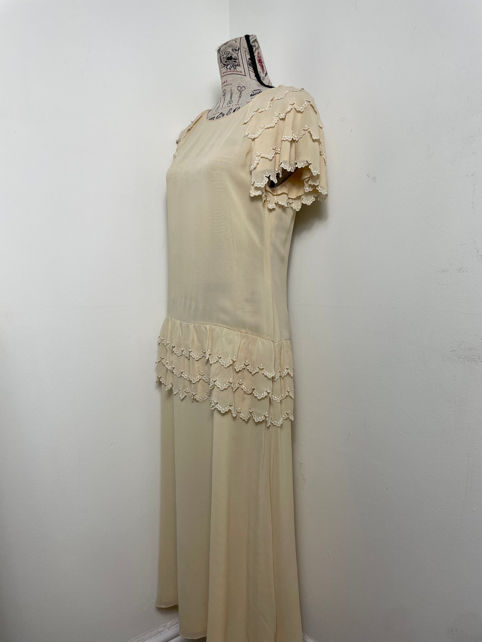 Chloé Spring 1981 Custard Silk Ruffle Dress by Karl Lagerfeld