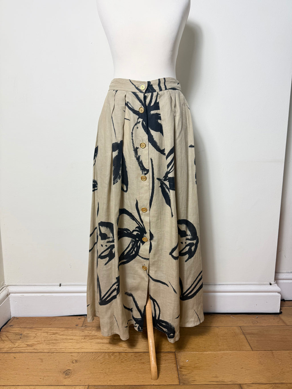 Max Mara Vintage Tan Abstract Print Pleated Linen Maxi Skirt