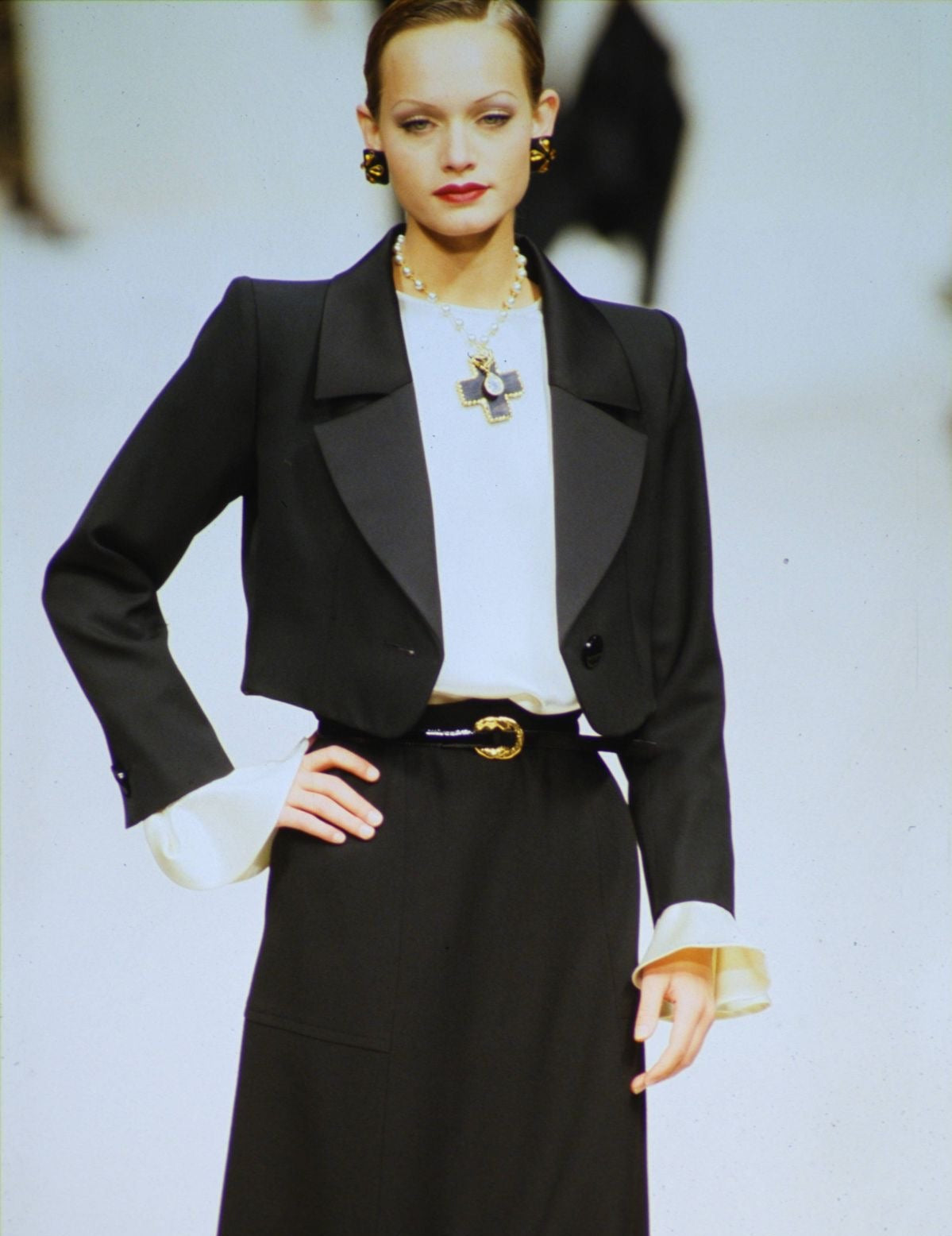 Yves Saint Laurent 1980s Cropped Black Fitted Blazer