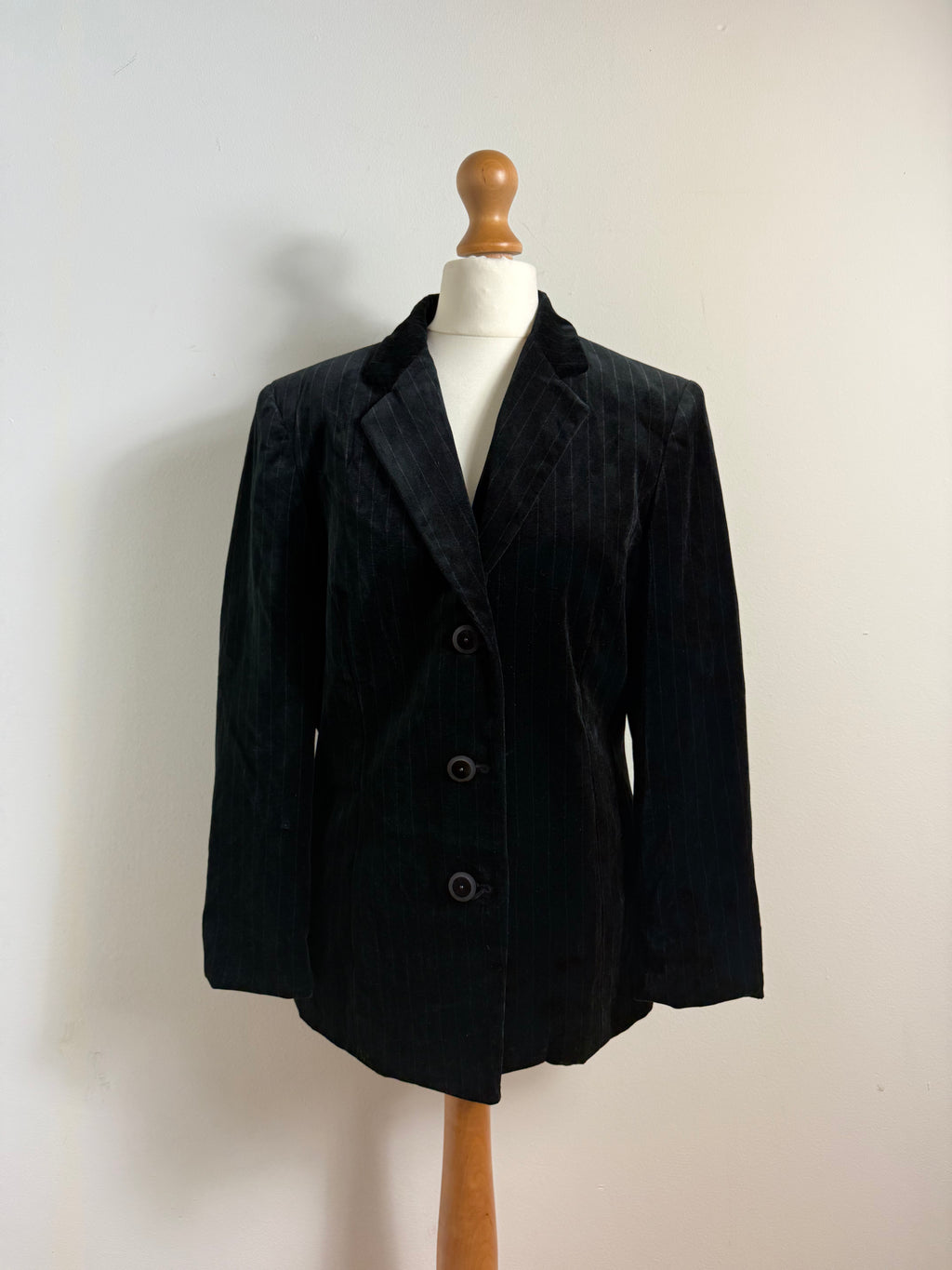 Liz Claiborne Vintage Black Velvet Pinstripe Blazer