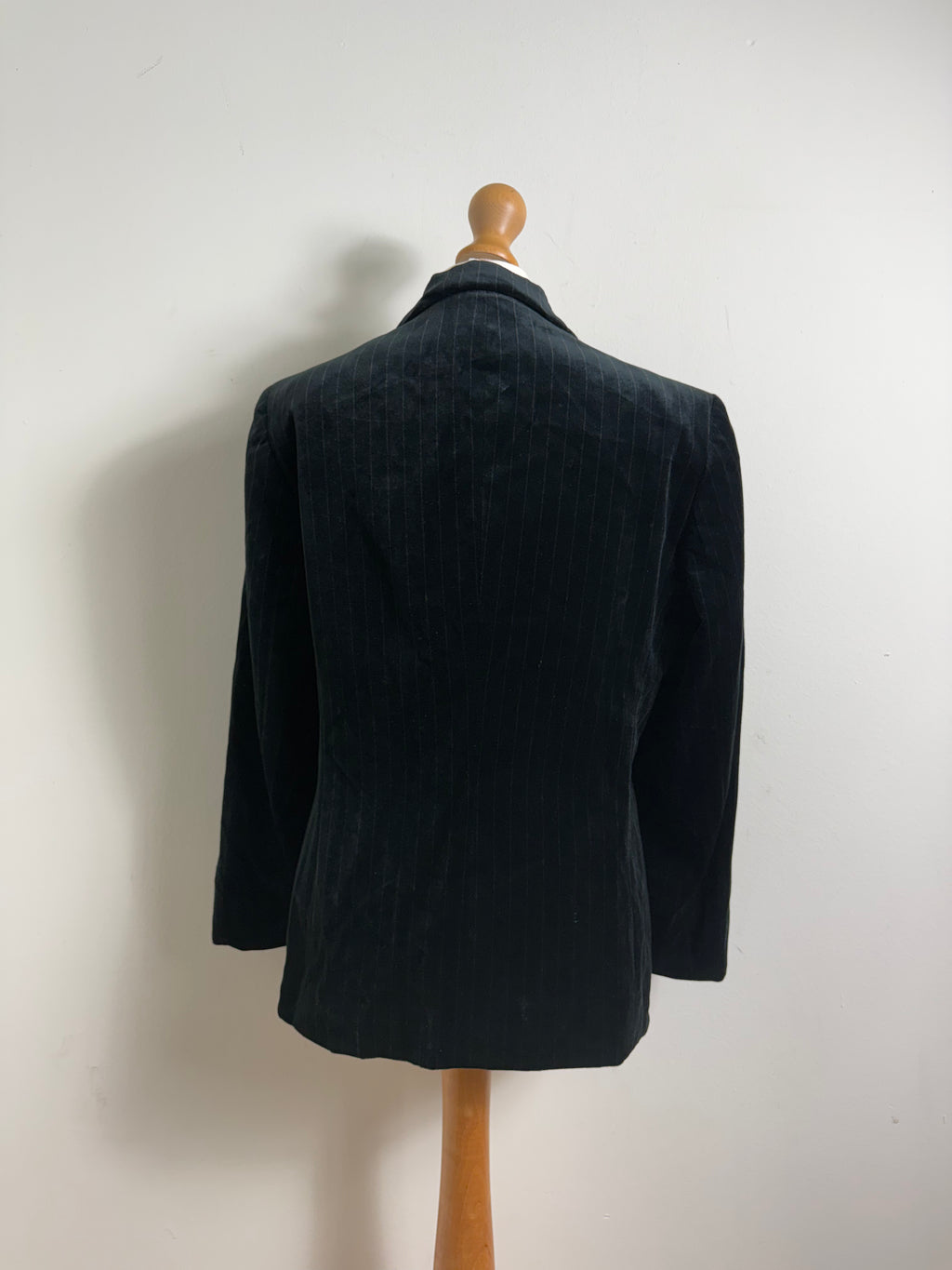Liz Claiborne Vintage Black Velvet Pinstripe Blazer