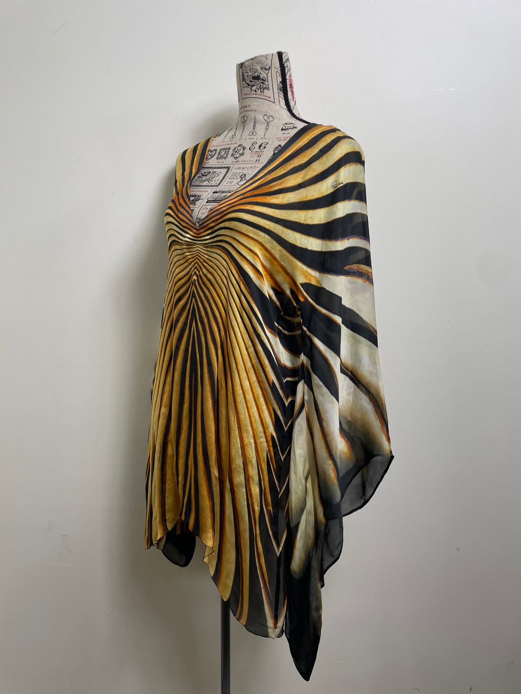 Roberto Cavalli Spring 2007 Rare Flared Sleeves Sun Ray Mini Dress