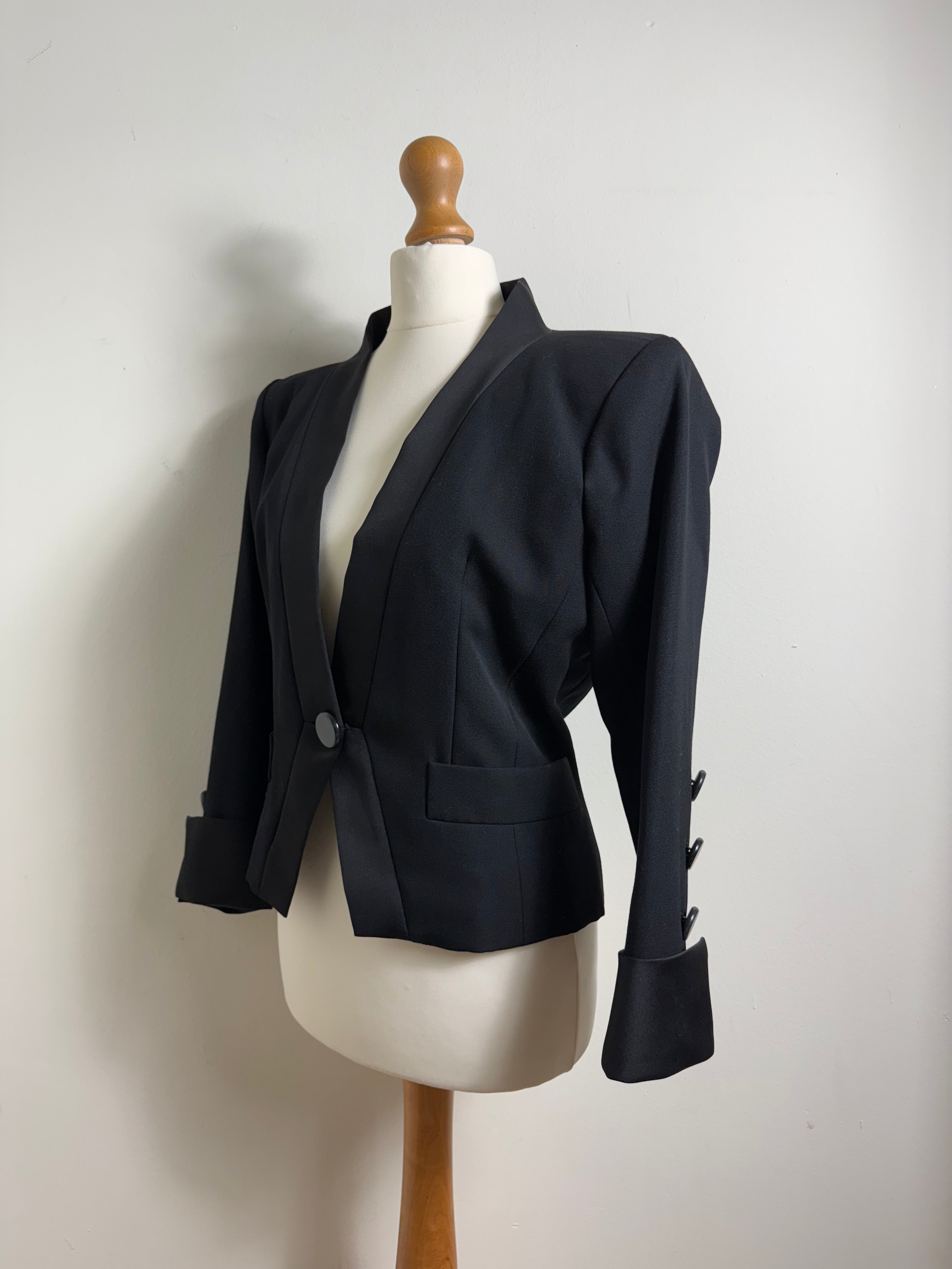 Yves Saint Laurent 1980s Cropped Black Fitted Blazer